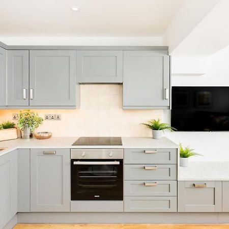 Fabulous Ground Floor Apartment. Great Malvern Bagian luar foto